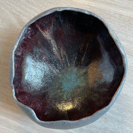 Stoneware Tripod Bowl